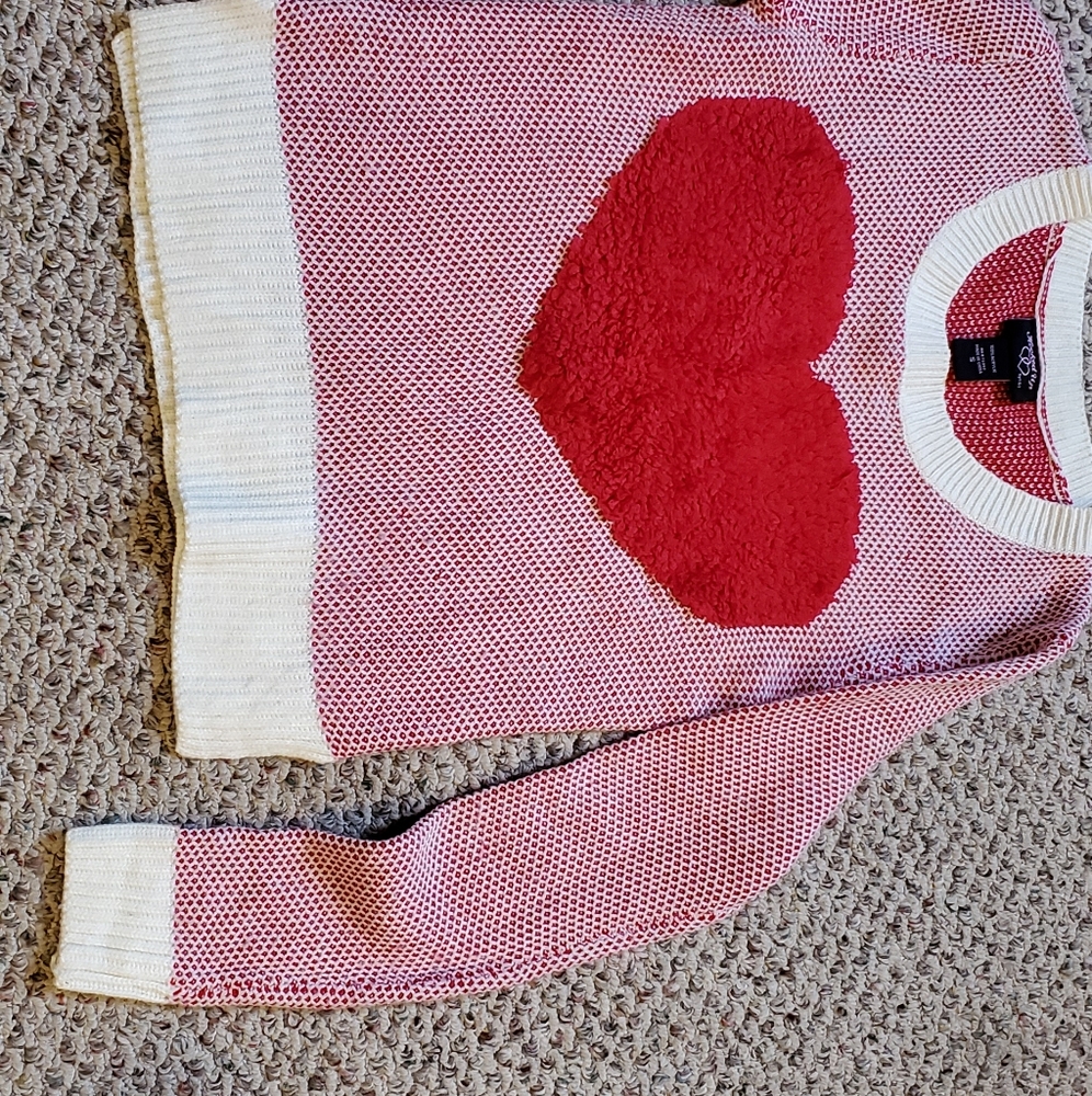 Sweater - Picture 2 of 4